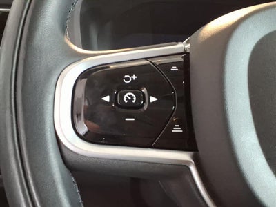 2022 Volvo XC60 B6 AWD Inscription