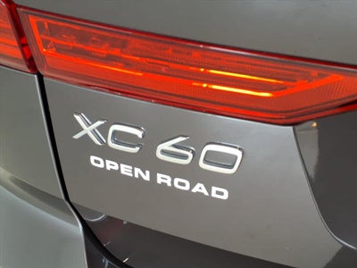 2022 Volvo XC60 B6 AWD Inscription