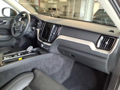 2022 Volvo XC60 B6 AWD Inscription