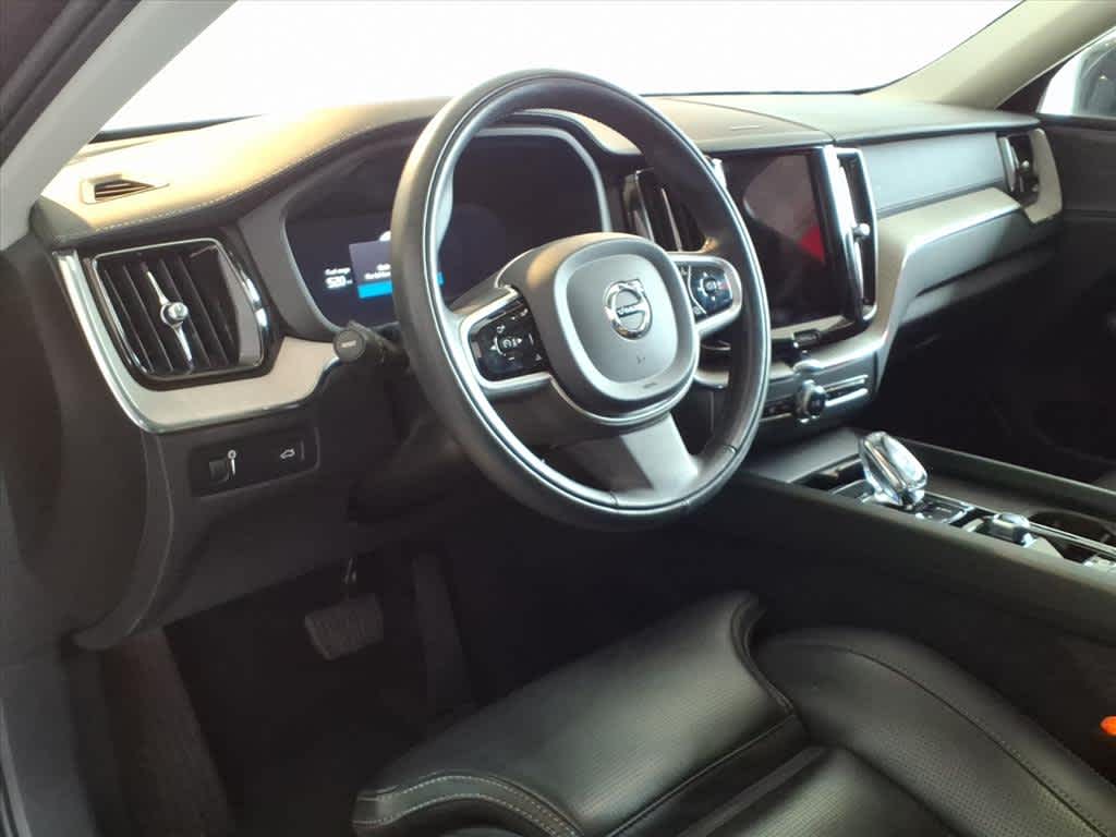 2022 Volvo XC60 B6 AWD Inscription